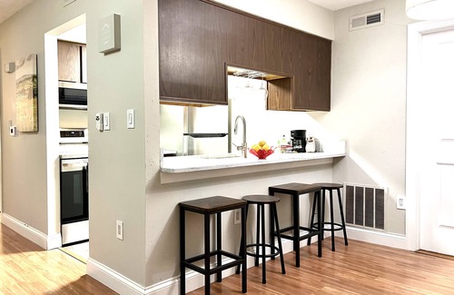 Vandalia Condo | Executive Suites - 2 bed/2 bath - A part of the Uptown Collective