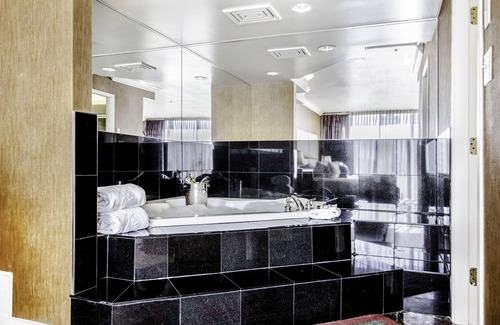 Burnaby Hotel | Executive Suites Hotel Metro Vancouver