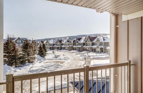 The Blue Mountains House | Executive Town Home-Mountain View-Historic Snowbridge Village, Walking Distance to the Resort