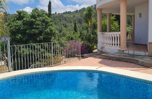 Orba Villa | Executive Villa Fully Air Conditioned with Private Pool, Mountain and Sea Views