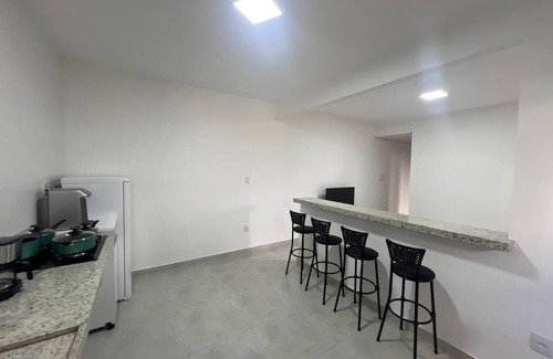 Veneza Apartment | Executivo Veneza é ótimo para pequenas e longas estadias, localização premiada