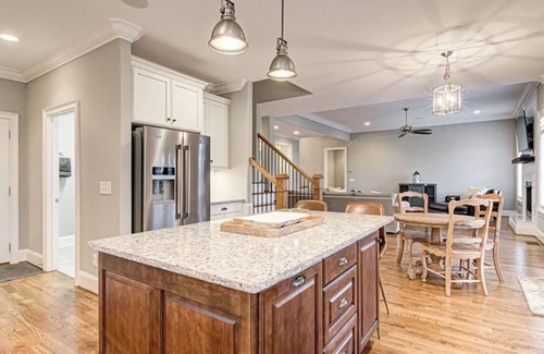 Stokesdale House | Executuve 3-bedroom house in Stokesdale/Greensboro - 15 Minutes from PTI Airport