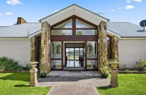 Exeter House | Exeter House Estate Vineyard Residence