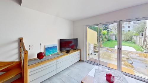 Velizy-Villacoublay House | EXIGEHOME - Maison à 2 pas de la foret - 10 min de Versailles