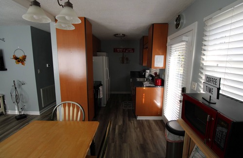 Brownsville Cottage | Exile on Main Street