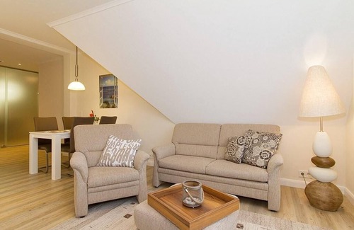 Ostseebad Kuhlungsborn Apartment | Exklusives, Hochwertiges Ferienapartment mit Zwei Balkonen - nur 60 m zum Strand
