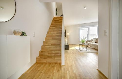 Hochheim am Main Apartment | Exklusive 3-Zimmer Luxus-Maisonette in Hochheim - Nähe Frankfurt Flughafen, Wiesbaden und Mainz