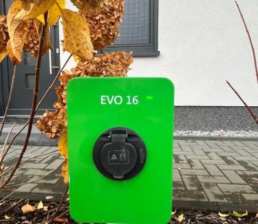 Bestensee Apartment | Exklusive Ferienwohnung bei Berlin, bis 5 Gäste, große Terrasse, Garten