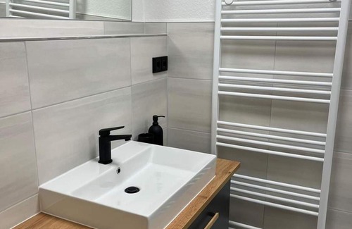 Osterburg Apartment | Exklusive Ferienwohnung in Osterburg