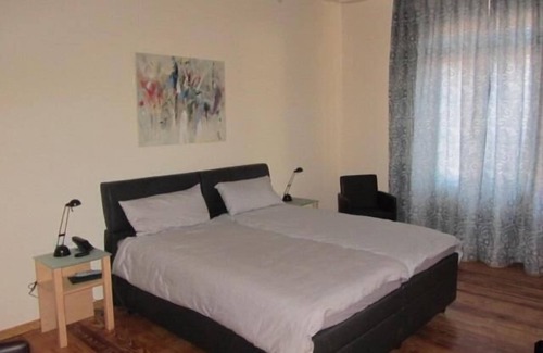 Landau in der Pfalz House | Exklusive Gästezimmer Landau