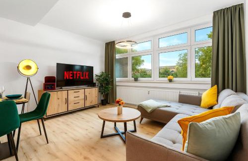 Recklinghausen Apartment | Exklusives Studio - Zentral Innenstadtlage - Kostenloser Parkplatz - Aufzug - Modern für bis zu 4 Personen - Smart Home