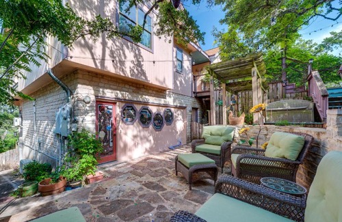 Canyon Lake House | Exotic Home with Patio and Grill Walk to Canyon Lake!