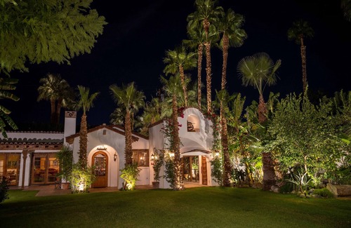 Old Las Palmas House | Exotic Spanish Estate Sleeps 10, Saltwater Pool, Gardens, Romantic, Private