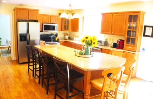 North Pembroke House | Expansive 4 bedroom Boston Area