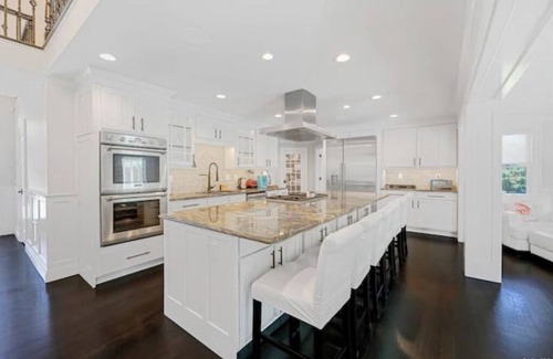 Hampton Bays House | Expansive Hamptons Mansion!