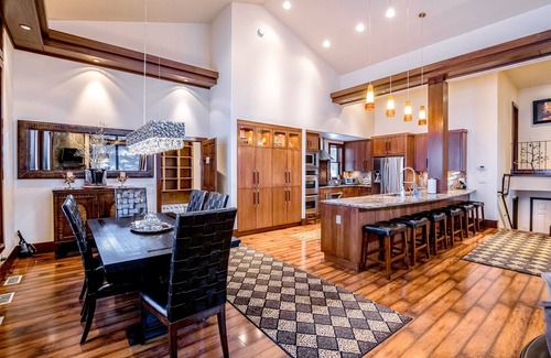 Snowmass Village House | Expansive mountain lodge with hot tub, fast WiFi, & easy access to slopes