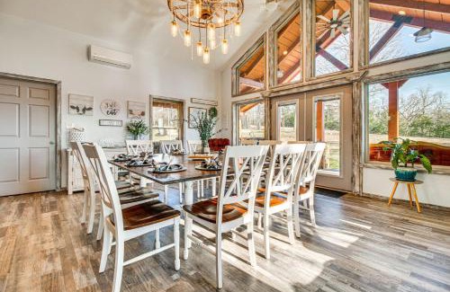 Clarkridge House | Expansive Mountain Home Rental with Yard and Fire Pit!