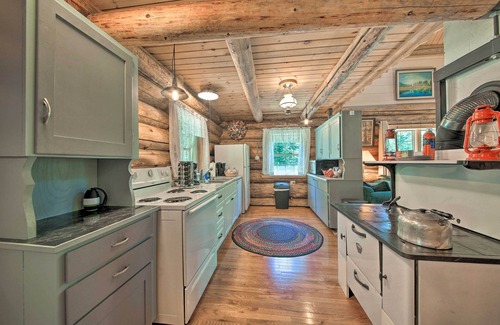 Bonners Ferry Cabin | Expansive Moyie Riverfront Cabin - Pets Welcome!
