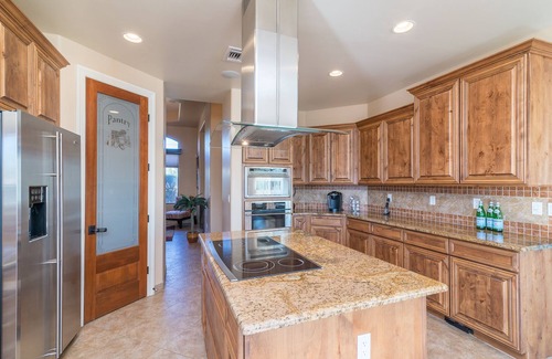 Desert Hills House | Expansive Vacation Home for your next AZ Vacation! Back yard PARADISE.