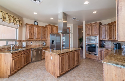 Desert Hills House | Expansive Vacation Home for your next AZ Vacation! Back yard PARADISE.