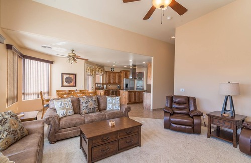 Desert Hills House | Expansive Vacation Home for your next AZ Vacation! Back yard PARADISE.