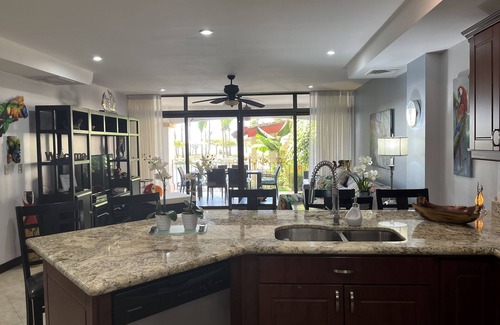 Barrio Los Faroles Condo | EXPECT THE BEST! 3BR2BA Ocean, Beachfront, 1st Floor, Walk out to Pool and Beach