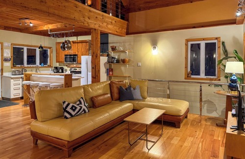 Chertsey Ski Chalet | Experience a stay surrounded by nature in a most peaceful environment