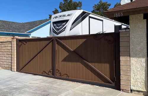 Lancaster House | Experience a trailer that brings you close to all forms of entertainment.