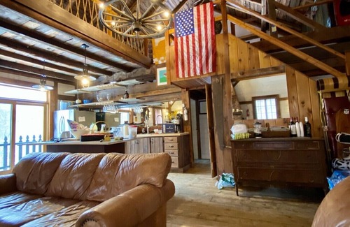 Bennington Other | Experience a VT one of a kind Renovated Barn- Leaf Peeping and all season fun