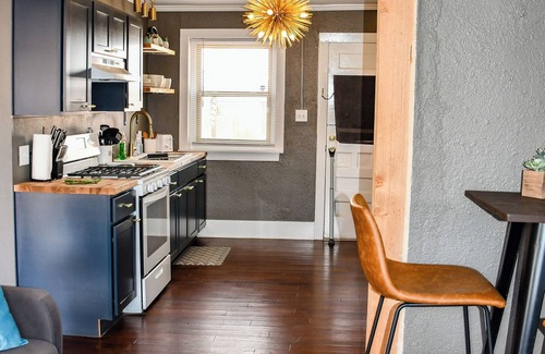 Alpine House | Experience a West Texas getaway in our cozy home in heart of downtown Alpine.