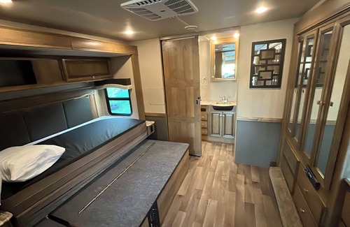 Vacaville House | Experience an RV stay in Vacaville, featuring Wi-Fi for your connectivity needs.