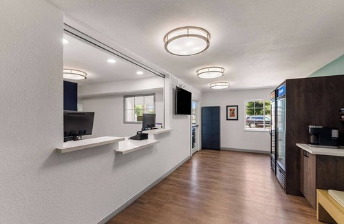 Hancock Apartment | Experience Austin's Famous 6th Street! Full Kitchen, Pet-friendly Property!