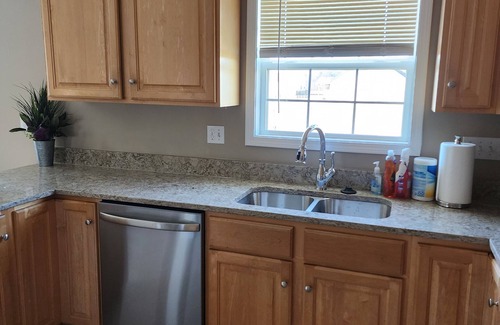 Carterville House | Experience Carterville Charm near Southern IL University