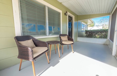 Winter Garden House | Experience charming downtown Winter Garden! 1 block from it all!