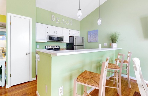 Bethany Beach Condo | Experience fun at Sea Colony Bethany Beach - beach, tennis, & pickleball