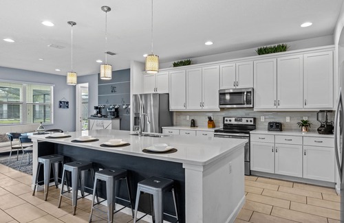 Kissimmee House | Experience Hollywood Glamour for 30 Guest Stars! Mega Vacation Mansion!
