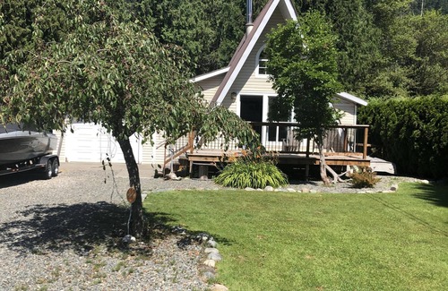 Hope House | EXPERIENCE HOPE AT THE STAND EASY RETREAT
