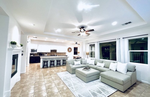 Paradiso Villa | Experience Indio living near Joshua Tree only 28 mins away