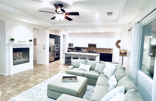 Paradiso Villa | Experience Indio living near Joshua Tree only 28 mins away
