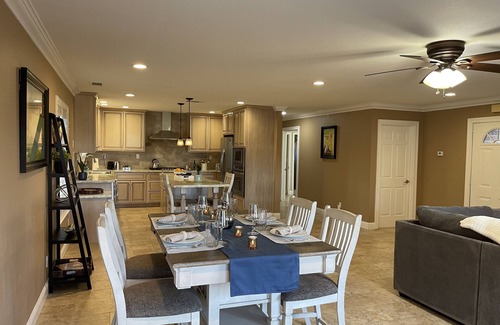 Victor House | Experience Lodi - Your Perfect Wine Country Retreat Awaits
