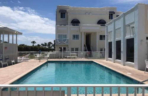 Chandler Park Condo | Experience luxury beach living at its finest in this stunning penthouse with ocean views