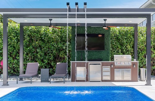 Boca Raton House | Experience Luxury and Comfort in Boca Raton: Your Ideal Vacation Home Awaits!n