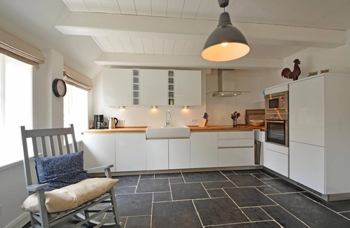 Midlum House | "Experience luxury and relaxation in Reethus Dörpsend House 2!"