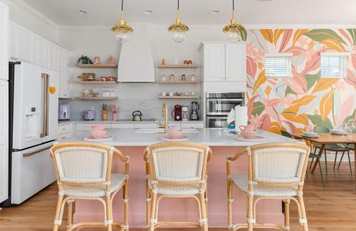 Reunion House | Experience Luxury Private Heated Pool Game Room