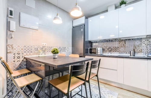 Pacifico Apartment | Experience Madrid from Retiro’s Heart