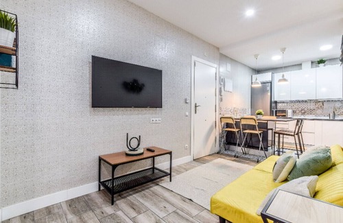 Pacifico Apartment | Experience Madrid from Retiro’s Heart