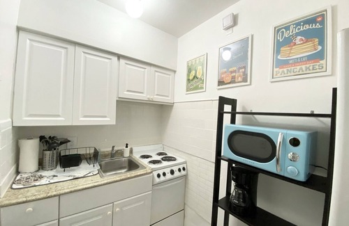 Sunrise Harbour Apartment | Experience Miami living near University of Miami & Coconut Grove