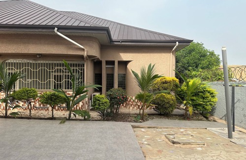 Kumasi House | Experience modern tranquility at Smart Oasis: Serenity in Ghana!