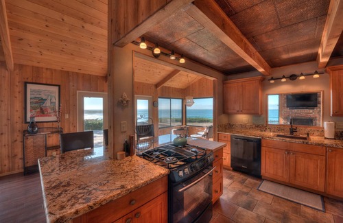 Sea Ranch House | Experience ocean front living at its finest!