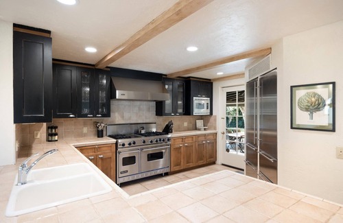 The Movie Colony House | Experience Old Hollywood Glamour! Movie Colony Estate! Pool! Tennis Court!